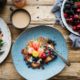 Чем завтракать? 7 Вкусных идей полезных завтраков + Рецепт для голодного мужчины Еда Здоровый образ жизни Здоровье Лайфхаки и полезные советы Советы на каждый день Хорошие и полезные привычки 